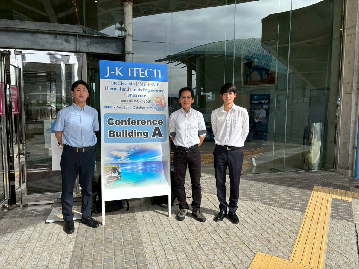 The Eleventh JSME-KSME Thermal and Fluids Engineering Conference(沖縄)にて遠藤君,米岡君が発表を行いました.