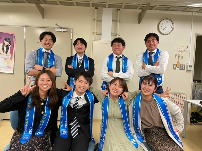 学位授与式が行われ,M2(4名),B4(4名)が卒業しました.